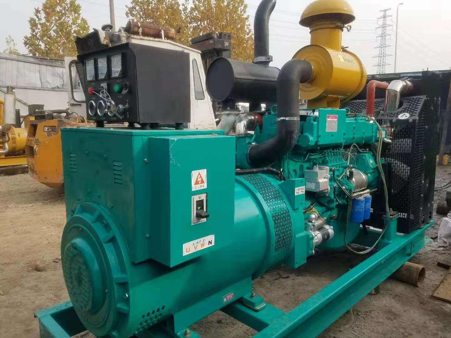 300KW發(fā)電機(jī)出租