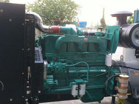 300KW發(fā)電機(jī)出租